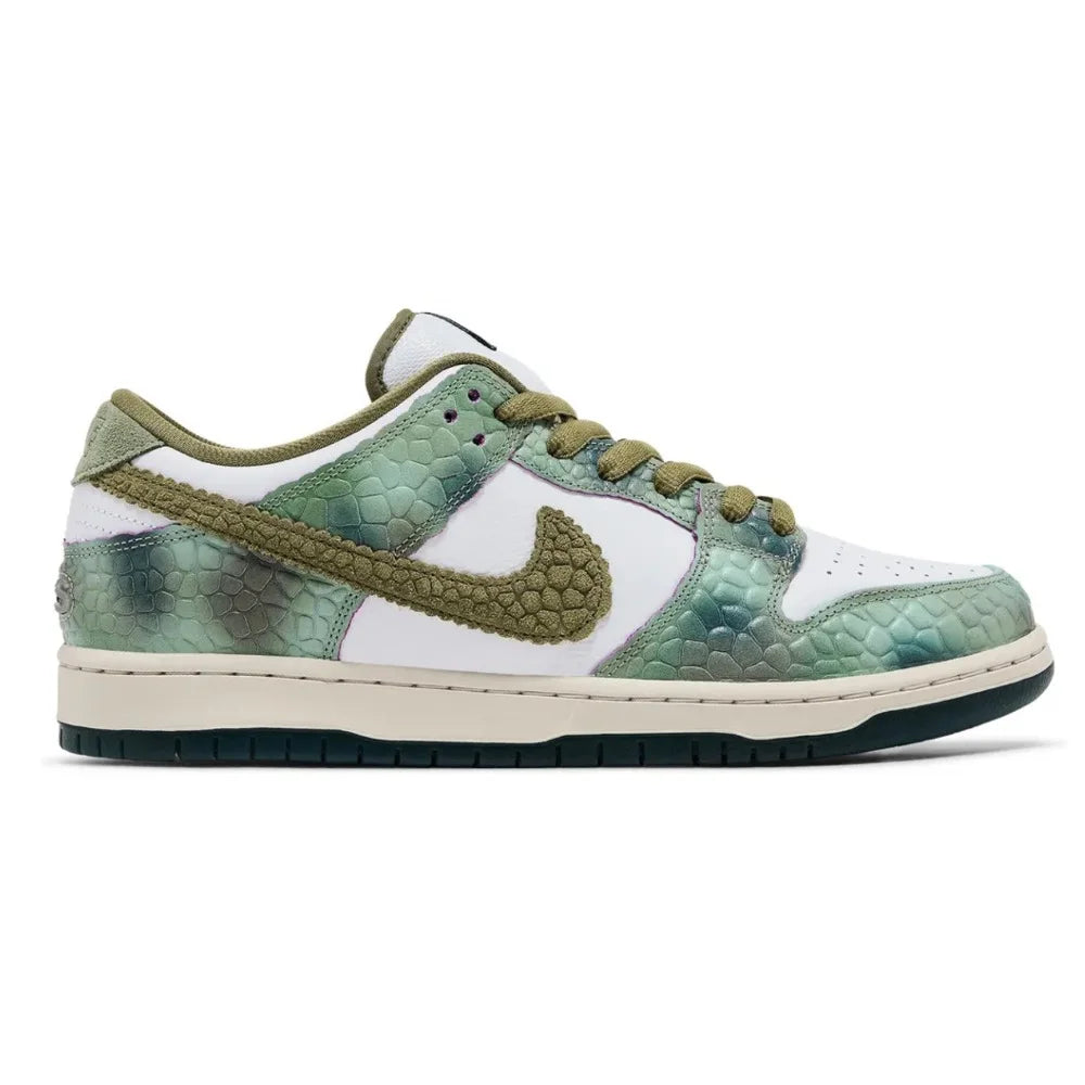 Nike SB Dunk Low Alexis Sablone Chameleon