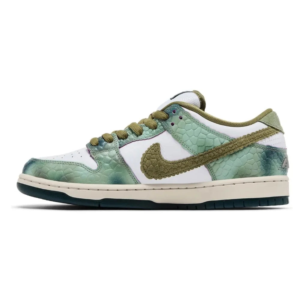 Nike SB Dunk Low Alexis Sablone Chameleon