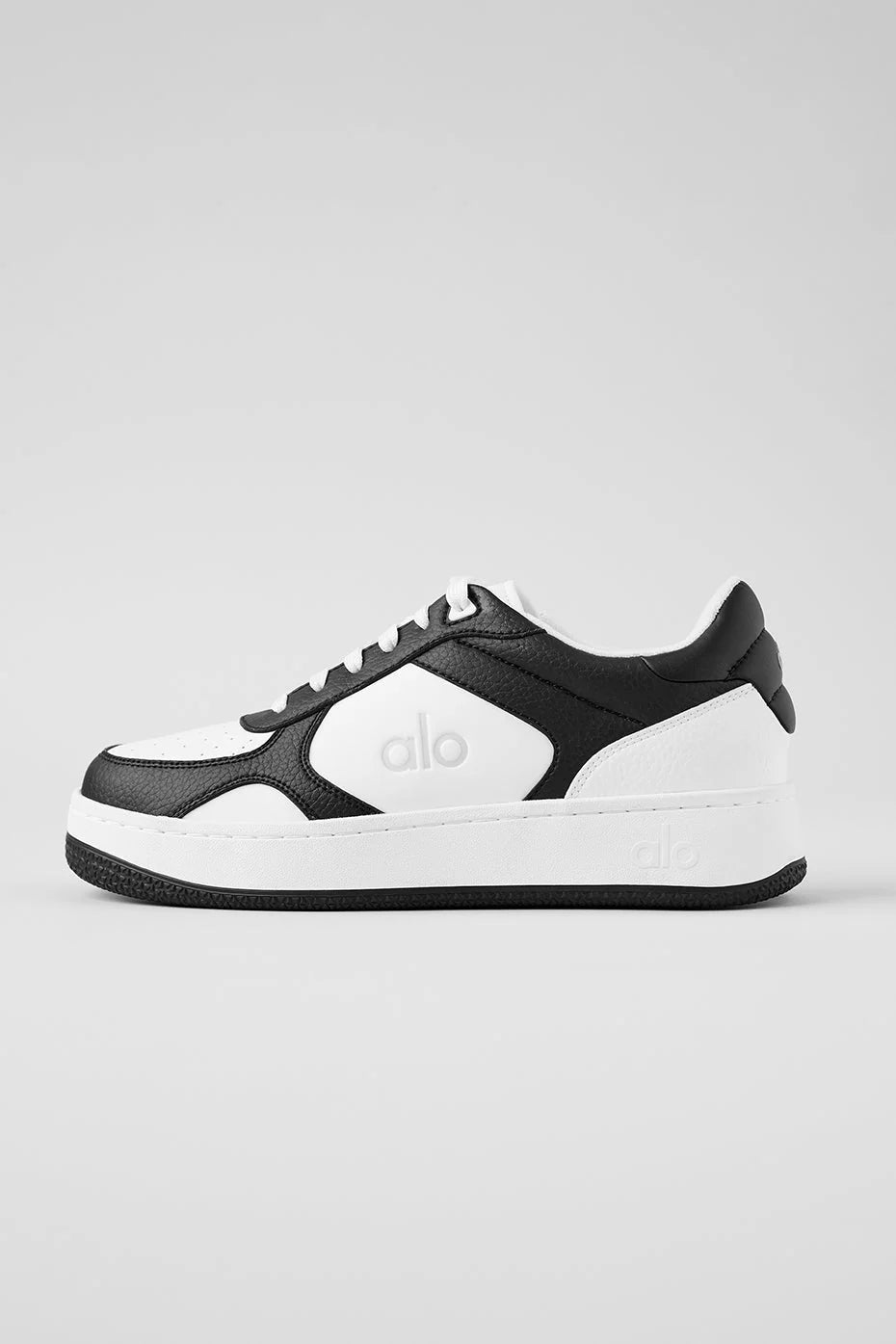 Alo Yoga Alo Recovery Mode Sneaker Black/ White - LNT STEP-Sneaker - Alo -  - 10134776 - 36 - Alo Yoga Alo Recovery Mode Sneaker Black/ White -