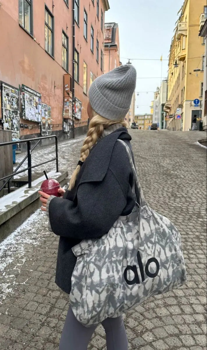 Alo Yoga iconic Shopper Grey Tiedye Askılı Gündelik Veya Spor Çanta