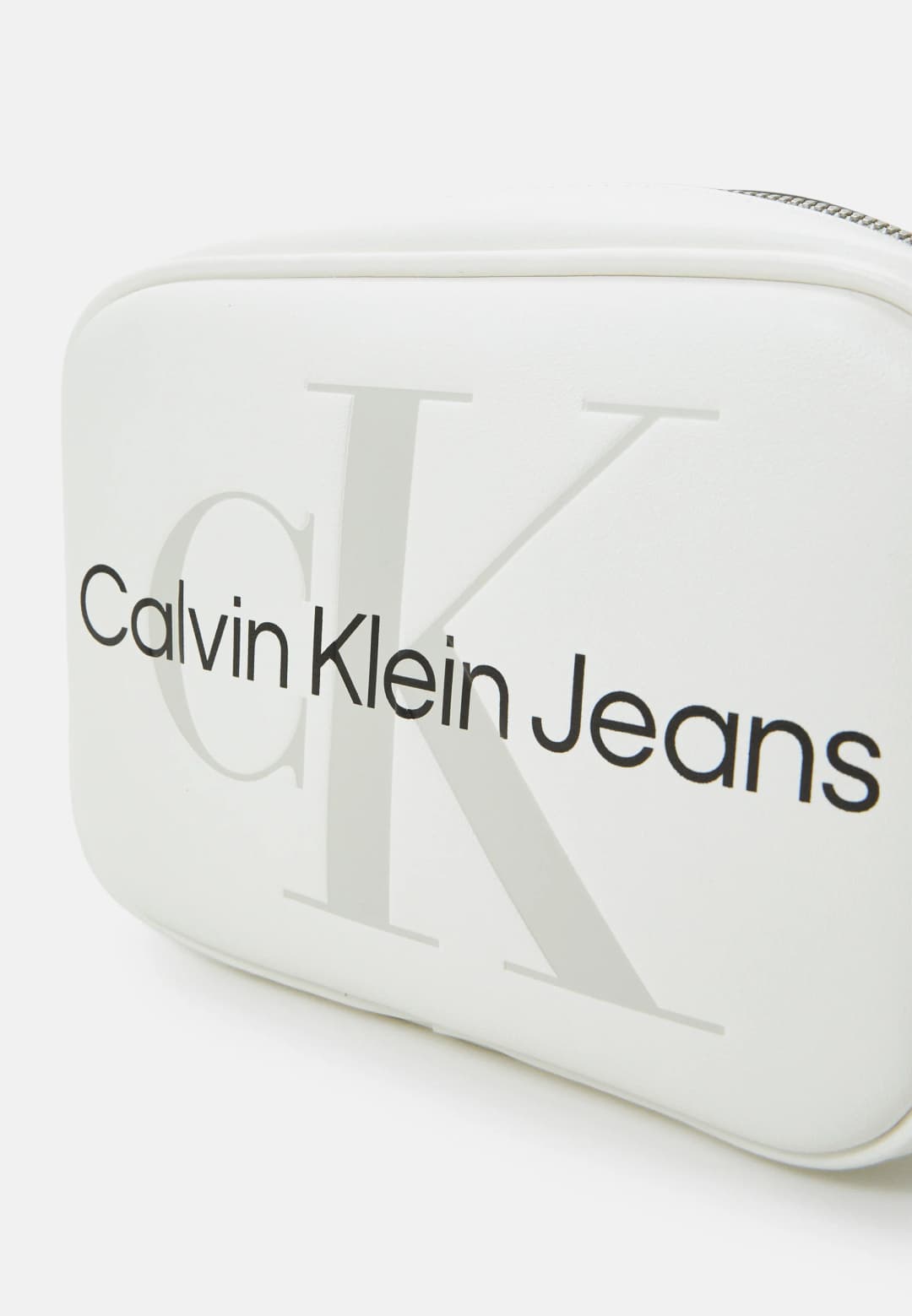 Calvin Klein Sculpted Camera Mono