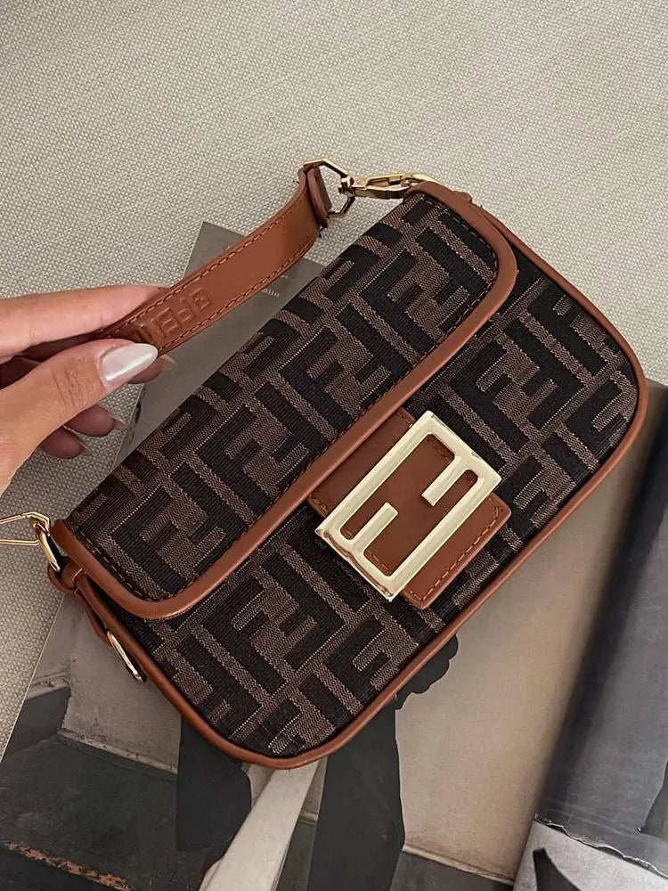 Fendi Baguette Mini- - ADV