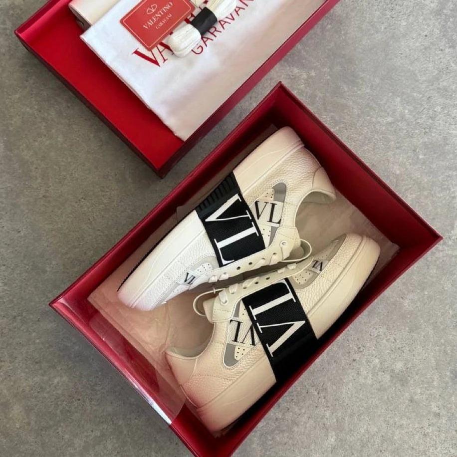 Valentino White Black