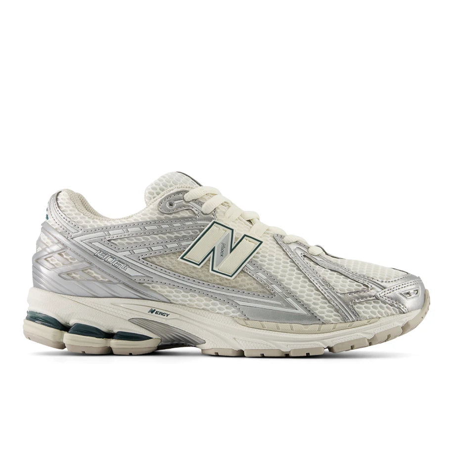 New Balance 1906R ‘Silver Metallic Sea Salt’