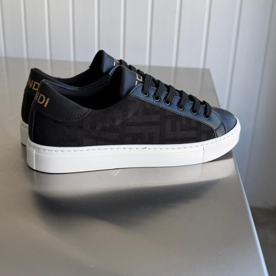 Fendi Match Classic Black