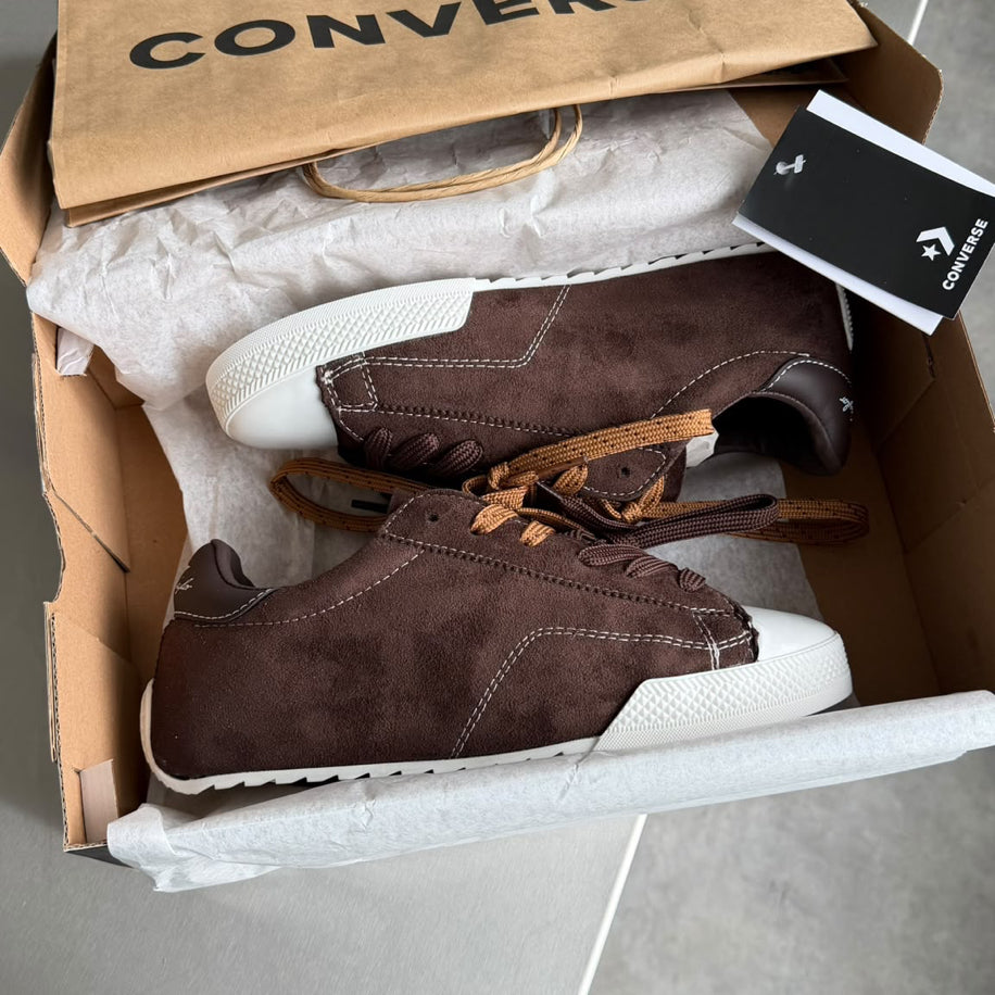 Converse Chuck Taylor x Lo Brown