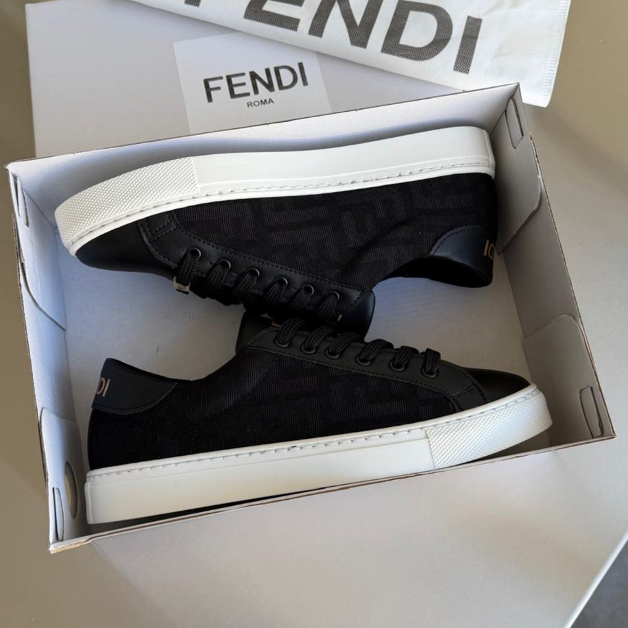 Fendi Match Classic Black