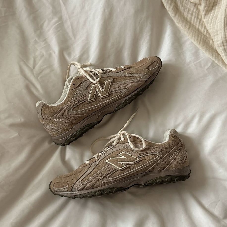 New Balance 204L Mushroom