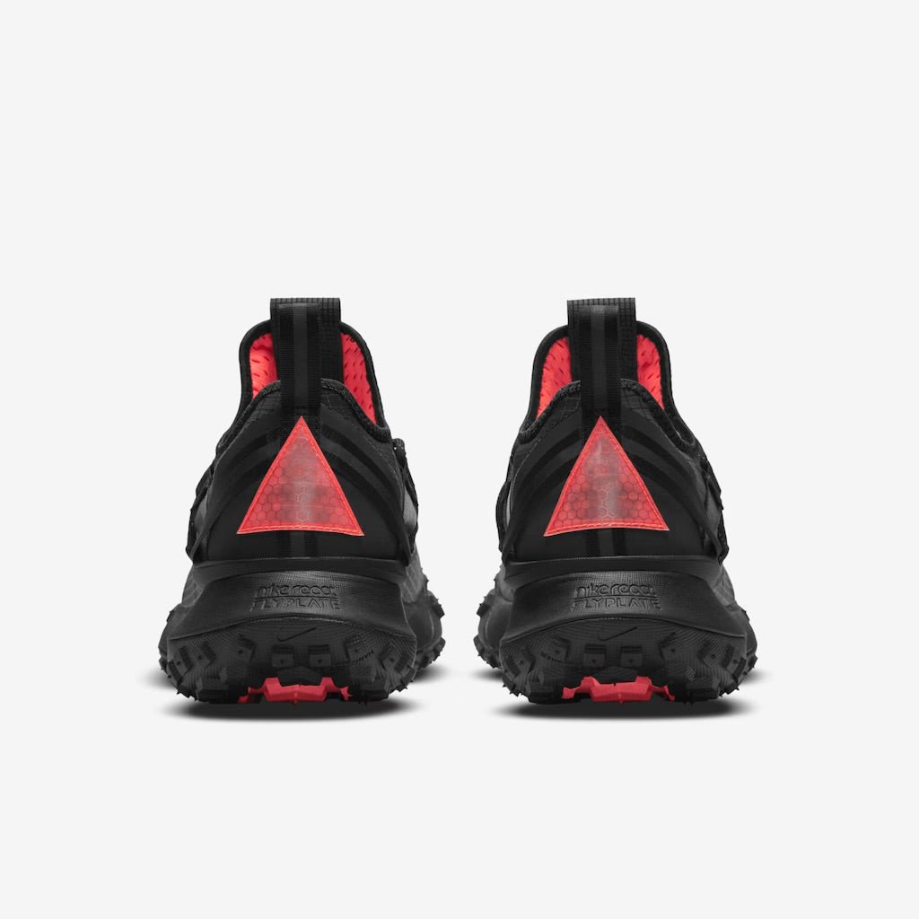 Nike ACG Mountain Fly Black Low Anthracite - LNT STEP-Sneaker - LNT STEP -  -  - 36 - Nike ACG Mountain Fly Black Low Anthracite -