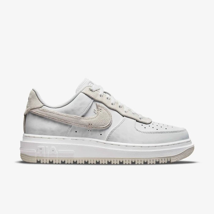 Nike Air Force 1 Luxe Summit White - LNT STEP-Sneaker - Nike -  - 71108088 - 36 - Nike Air Force 1 Luxe Summit White -