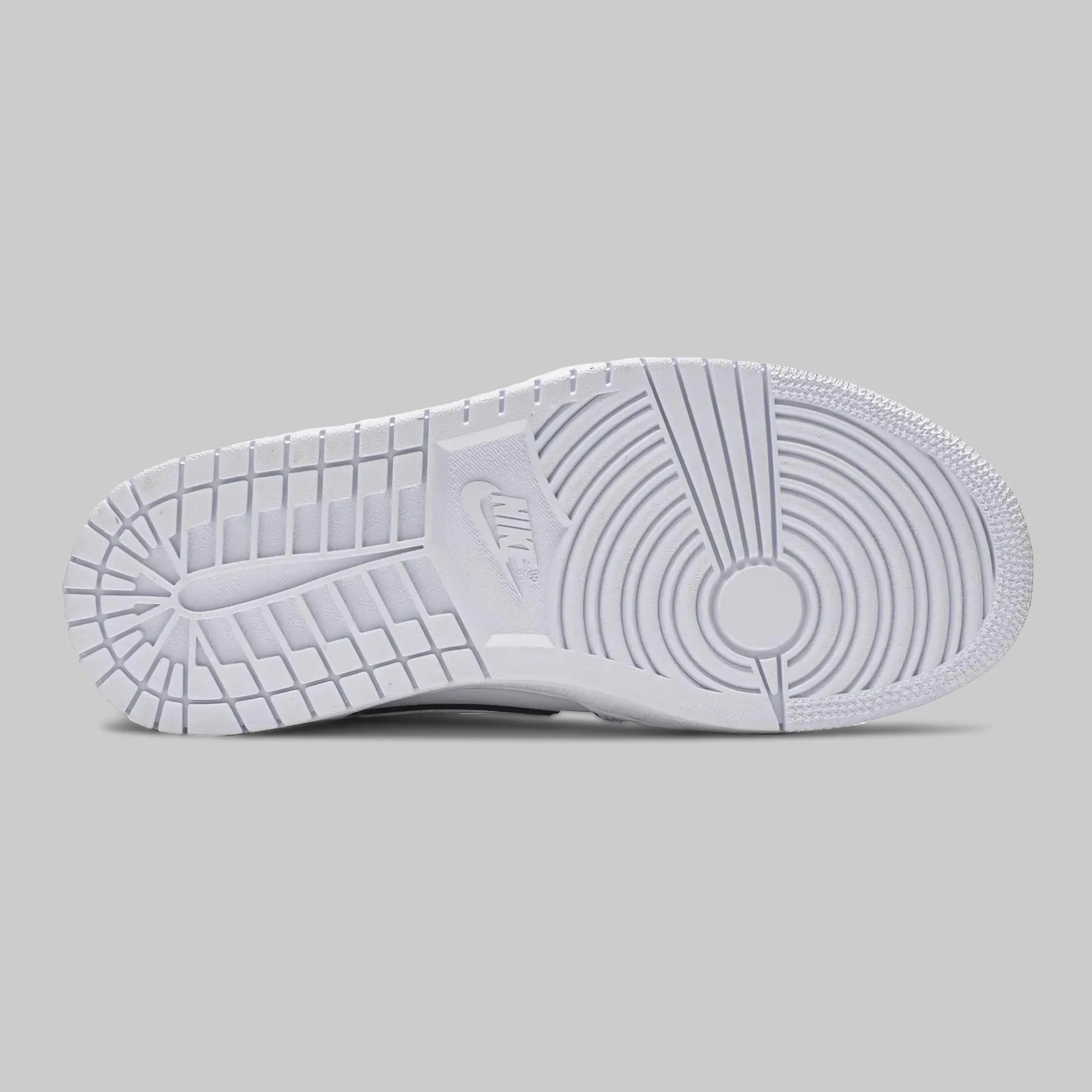 Nike Air Jordan 1 Mid Iridescent - LNT STEP-Sneaker - Nike -  -  - 36 - Nike Air Jordan 1 Mid Iridescent -