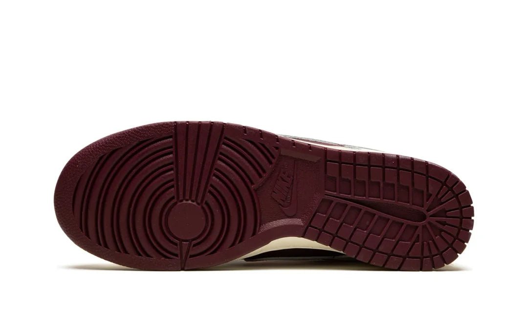 Nike Dunk Low Retro PRM Valentines Day - LNT STEP-Sneaker - Nike -  - 36431608 - 36 - Nike Dunk Low Retro PRM Valentines Day -
