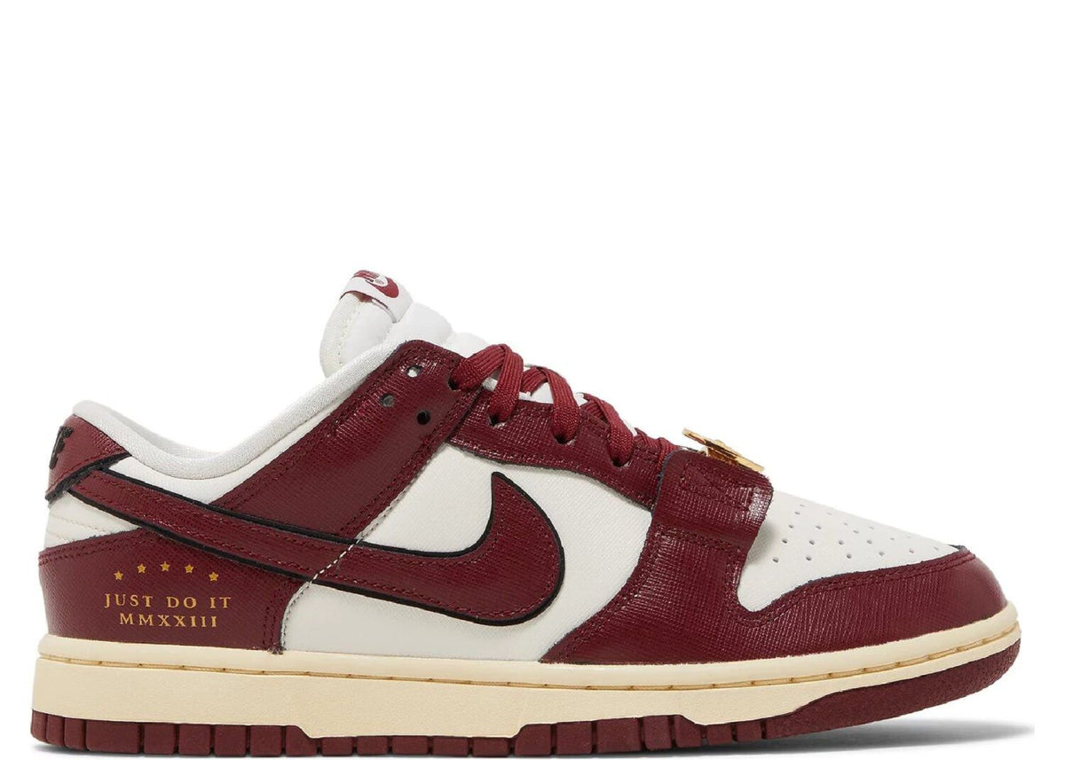 Nike Dunk Low SE Just Do It Sail Team Red - LNT STEP-Sneaker - Nike -  -  - 36 - Nike Dunk Low SE Just Do It Sail Team Red -