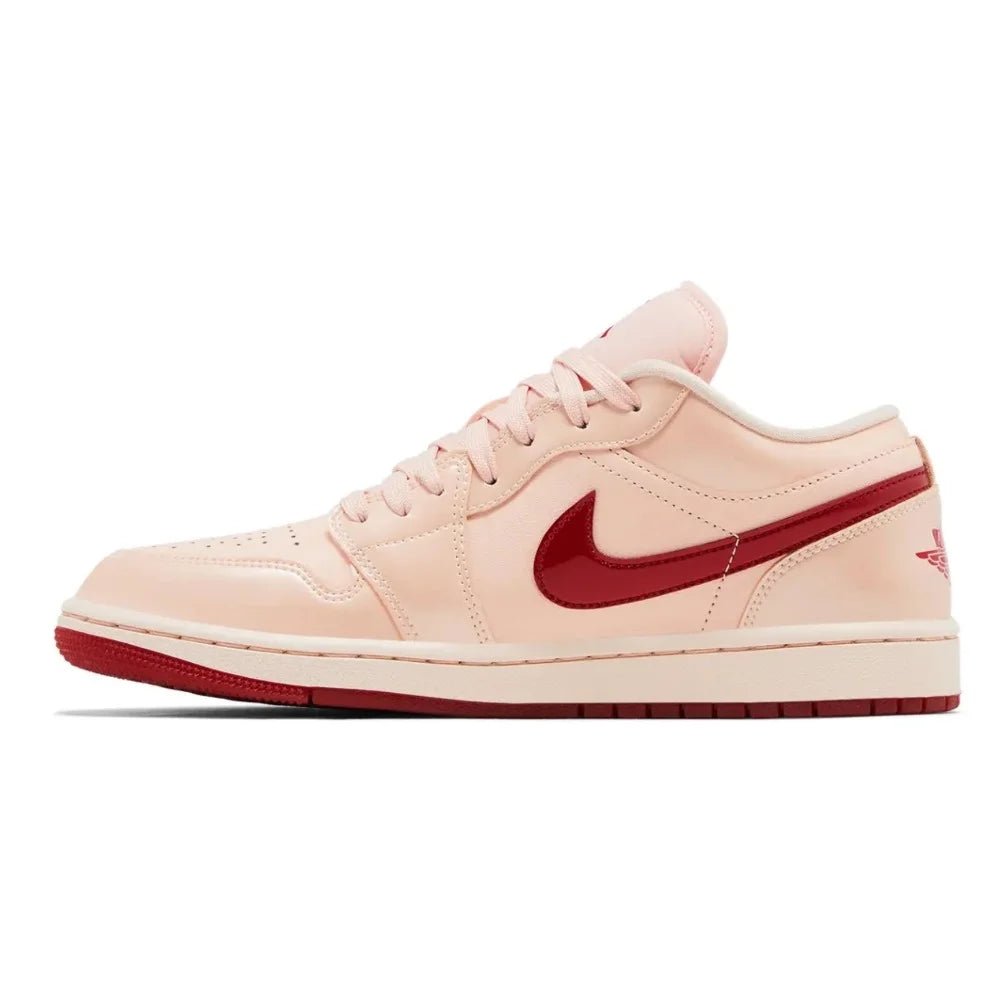 Nike Jordan 1 Low Patent Valentine’s Day - LNT STEP-Sneaker - Nike -  -  - 36 - Nike Jordan 1 Low Patent Valentine’s Day -