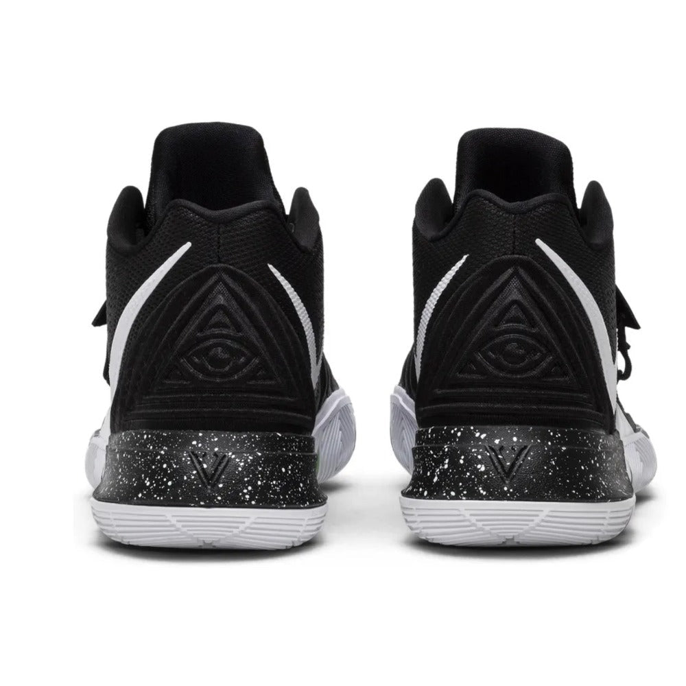 Nike Kyrie 5 Black Magic - LNT STEP-Sneaker - Nike -  -  - 36 - Nike Kyrie 5 Black Magic -