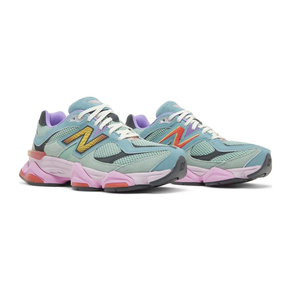 New Balance 9060 Warped Multi Color ( DAR KALIP 1 BEDEN BÜYÜK ALINIZ )