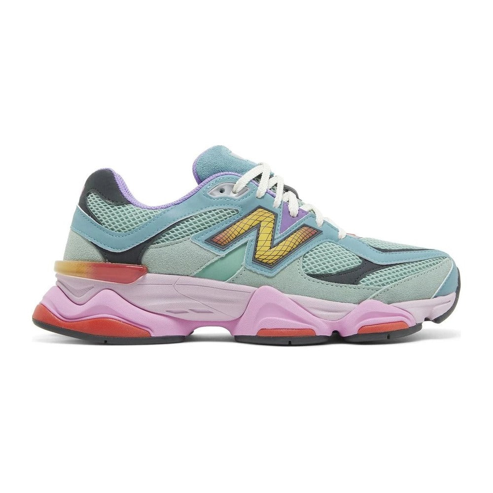 New Balance 9060 Warped Multi Color ( DAR KALIP 1 BEDEN BÜYÜK ALINIZ )