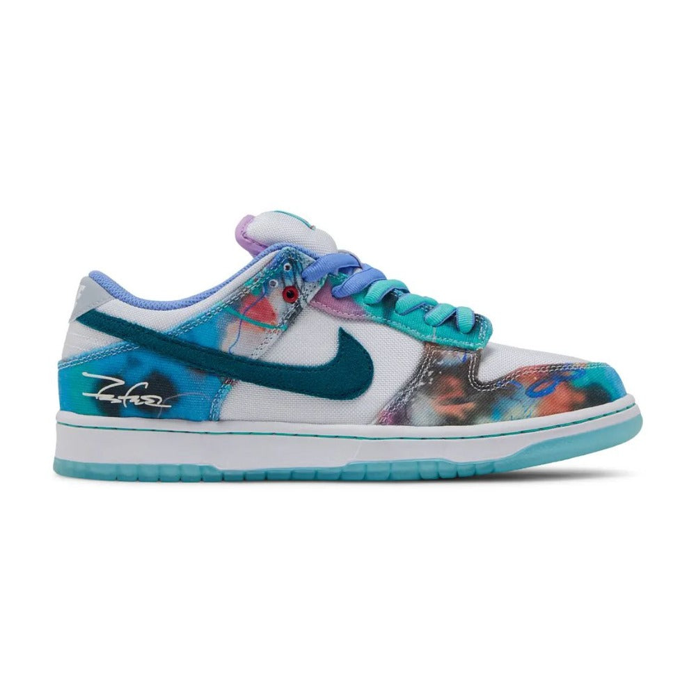 Futura Laboratories x Dunk Low SB Bleached Aqua