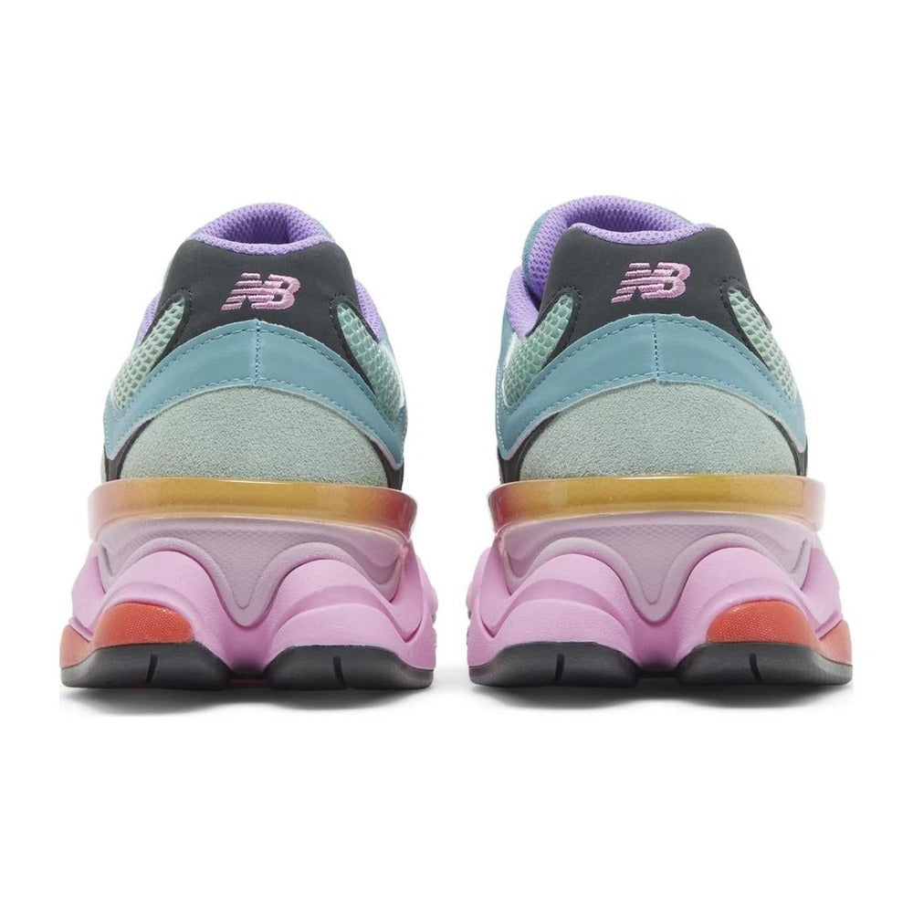 New Balance 9060 Warped Multi Color ( DAR KALIP 1 BEDEN BÜYÜK ALINIZ )