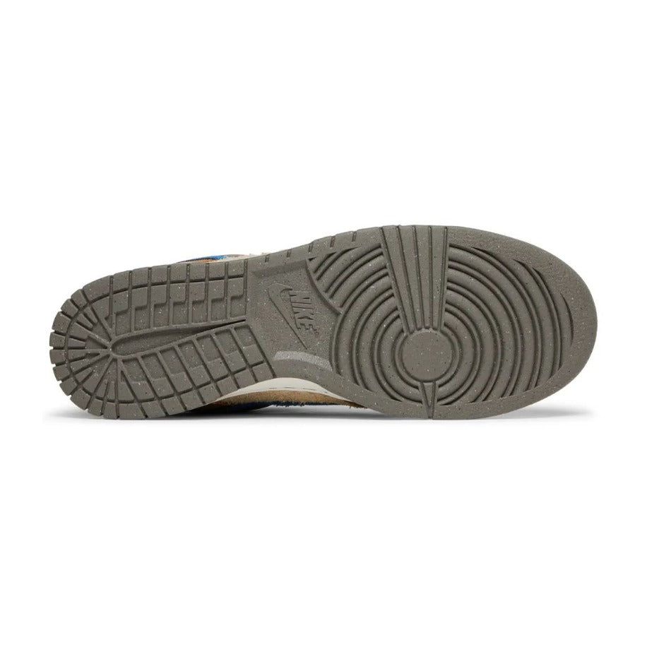 size? x Dunk Low Dark Driftwood