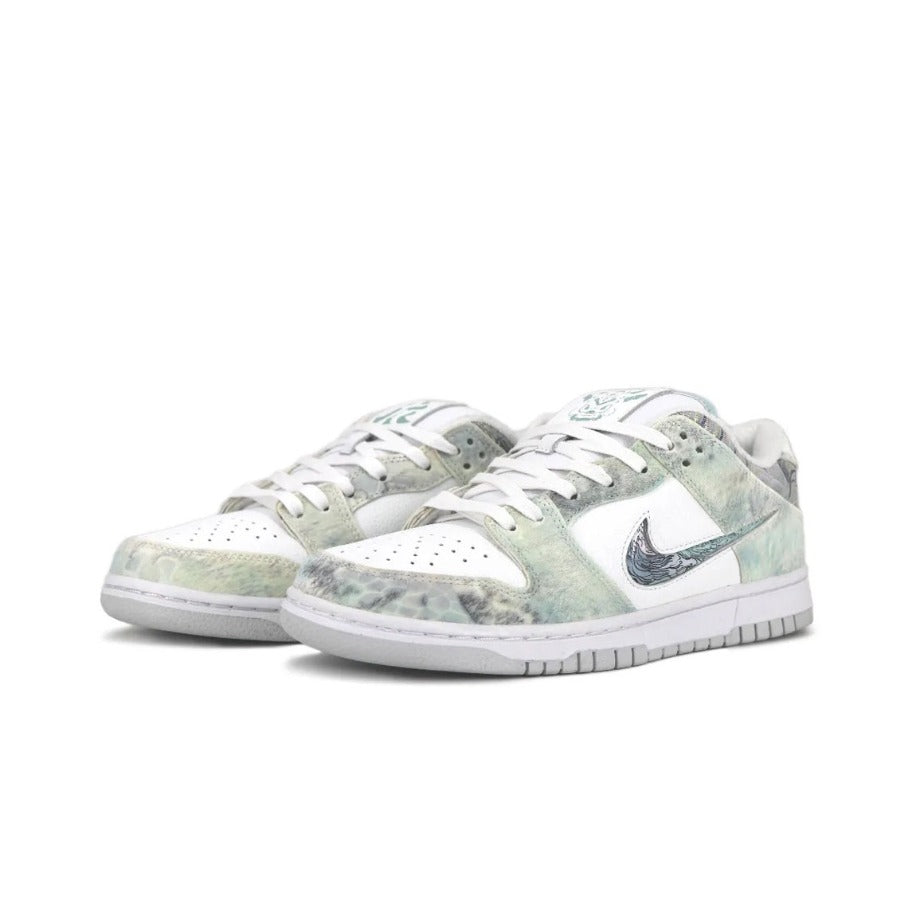 Dunk Low Steam Puppet White Green