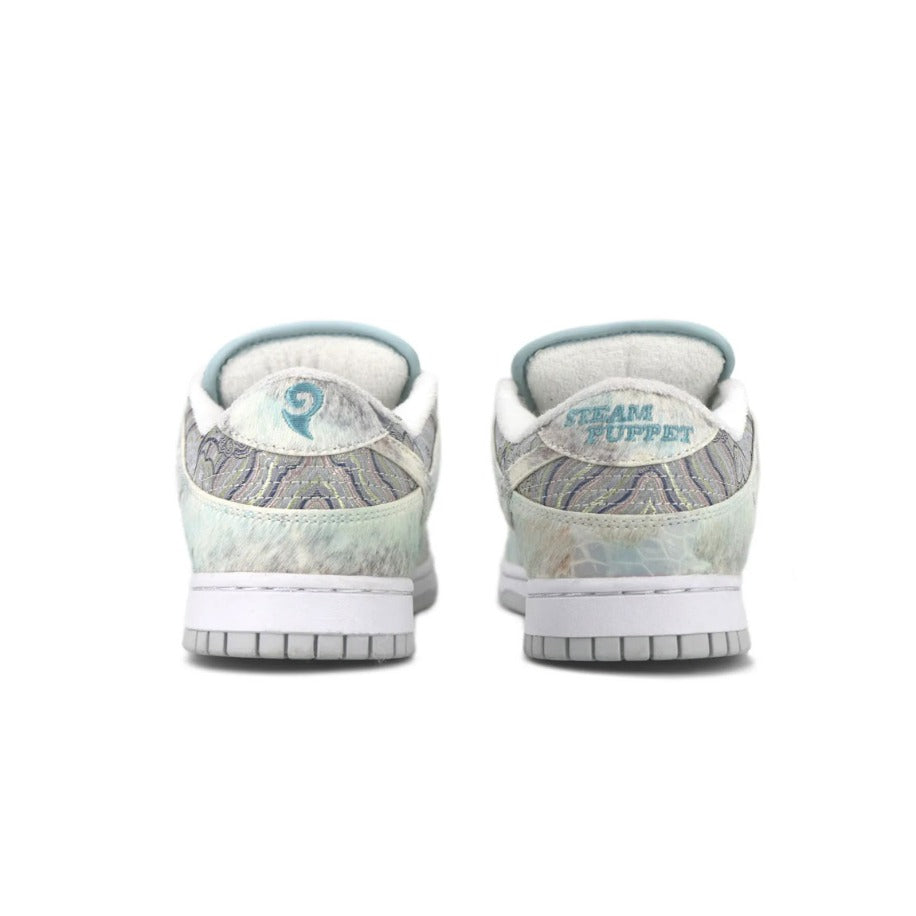 Dunk Low Steam Puppet White Green