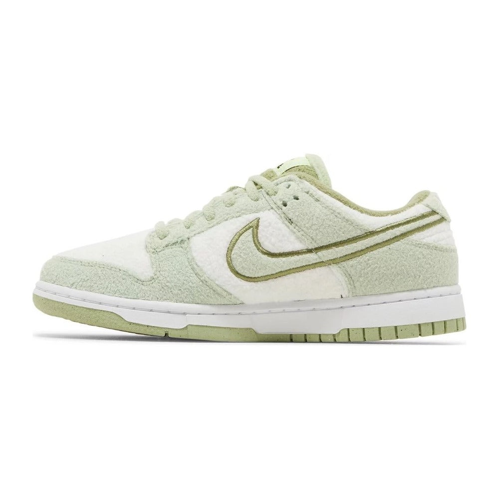 Nike Dunk Low SE Fleece Honeydew